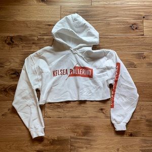 Kelsea Ballerini cropped hoodie